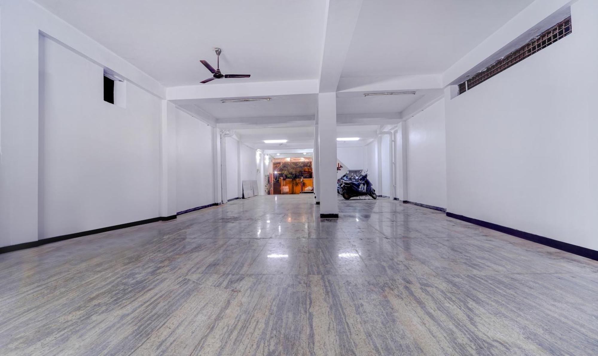 Itsy Hotels Prakasam Residency ポンディシェリ エクステリア 写真