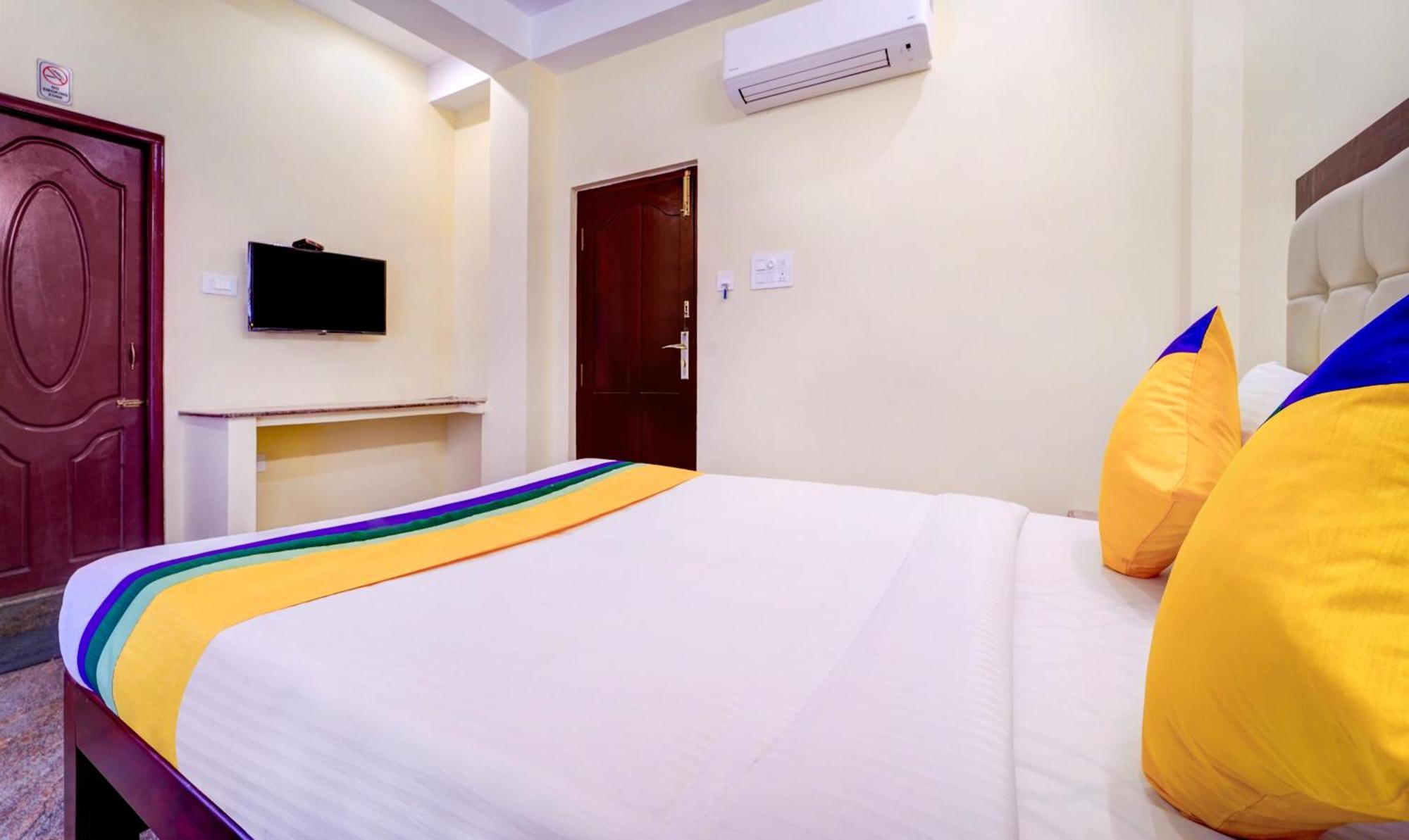 Itsy Hotels Prakasam Residency ポンディシェリ エクステリア 写真